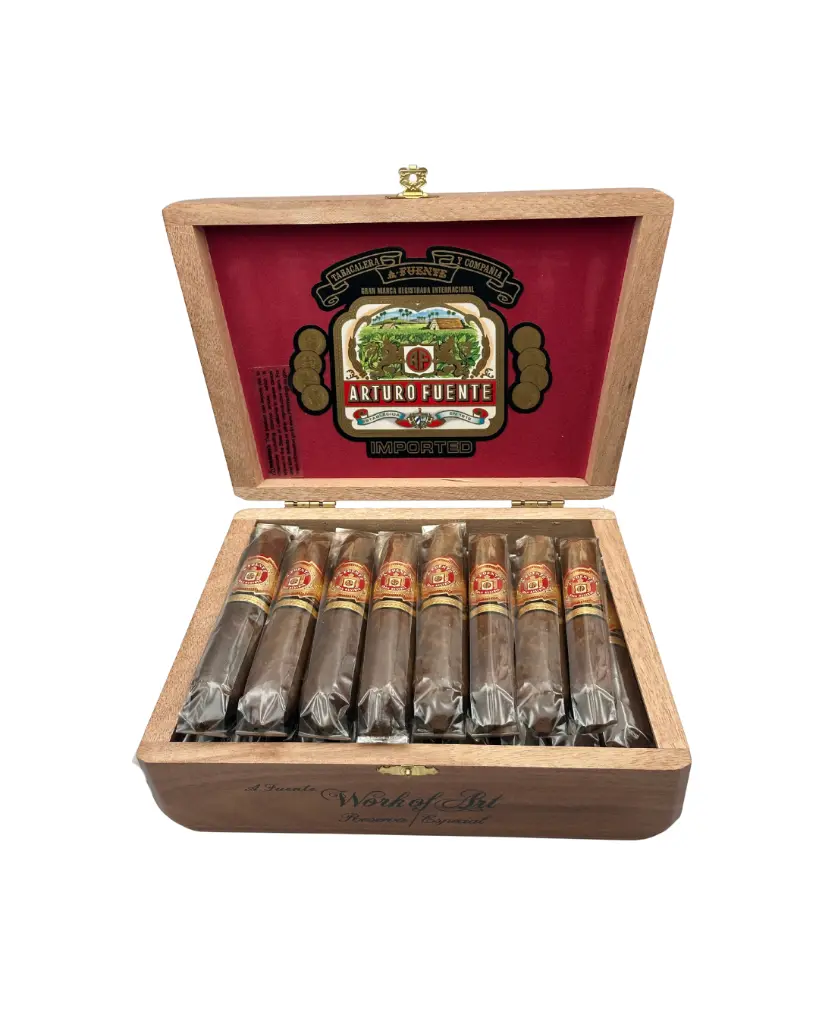 arturo-fuente-hemingway-work-of-art-maduro-box-open.webp