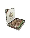 arturo-fuente-chateau-natural-royal-salute-box-open-angle.webp
