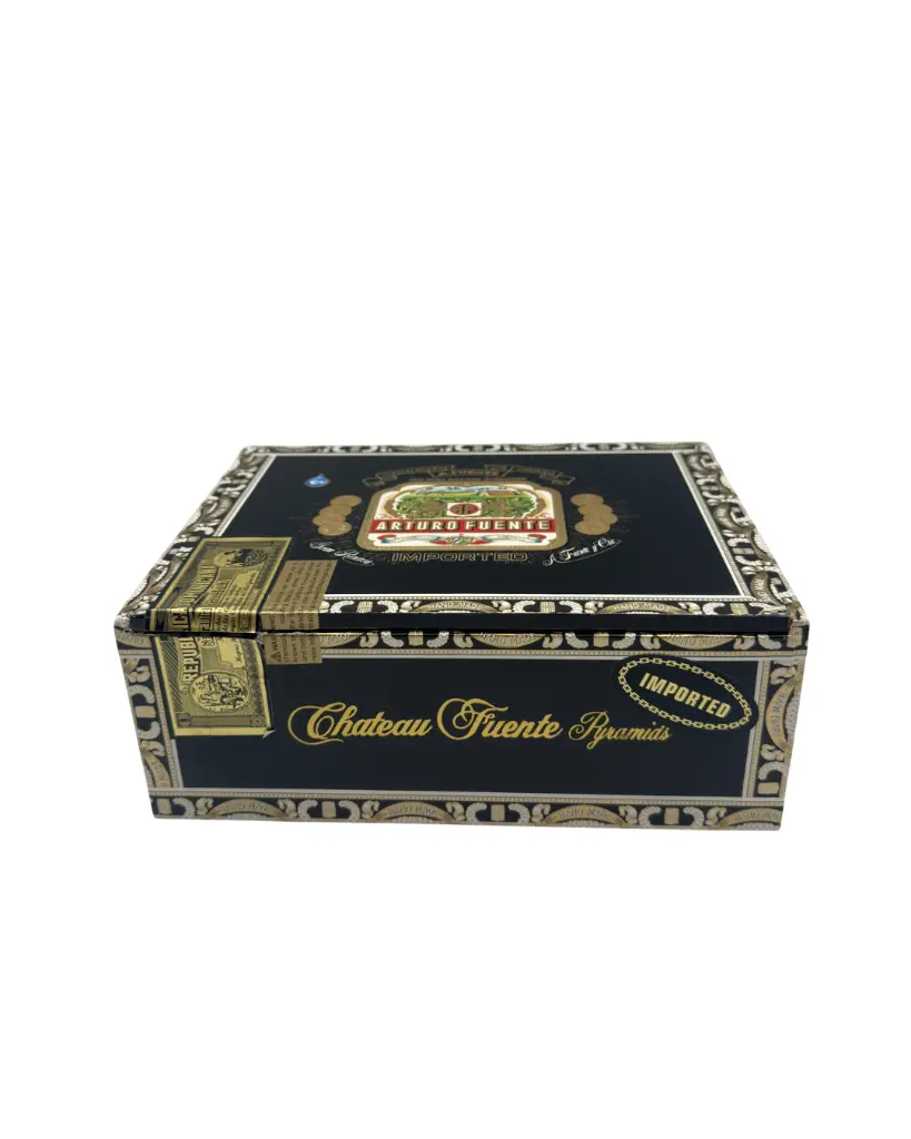 arturo-fuente-chateau-fuente-pyramid-natural-box-closed.webp