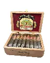 arturo-fuente-gran-reserva-short-story-box-open-top.webp