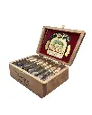 arturo-fuente-gran-reserva-short-story-box-open-angle.webp