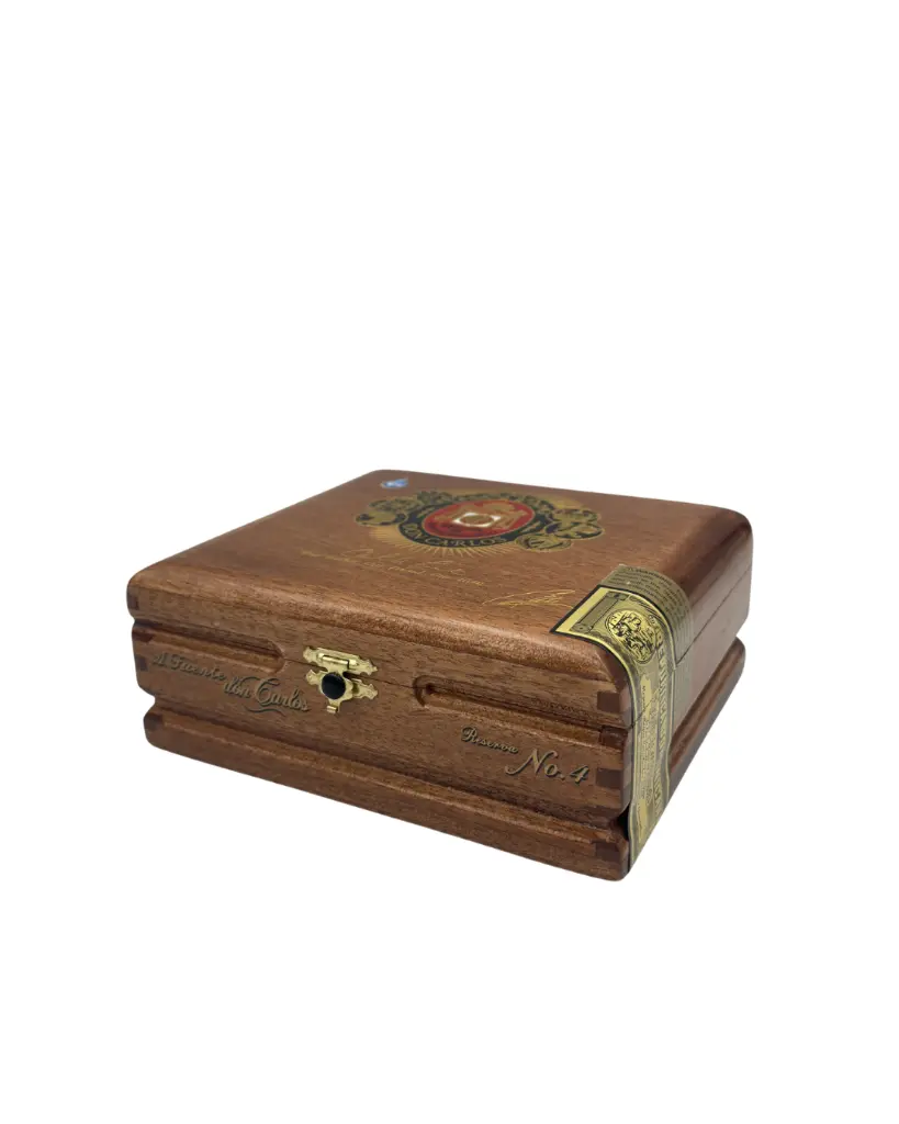 arturo-fuente-don-carlos-no-4-corona-box-closed.webp