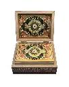 perdomo-legacy-ecuadorian-connecticut-robusto-box-open.webp