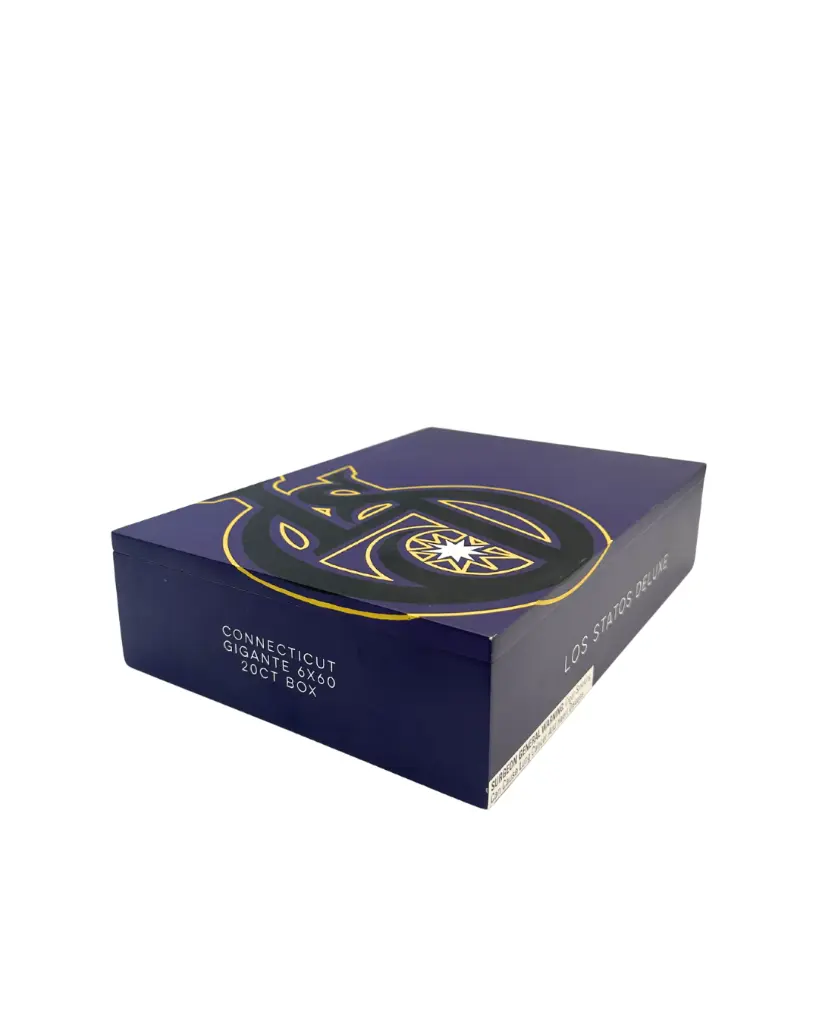 los-statos-deluxe-connecticut-gigante-cigar-box-angle.webp
