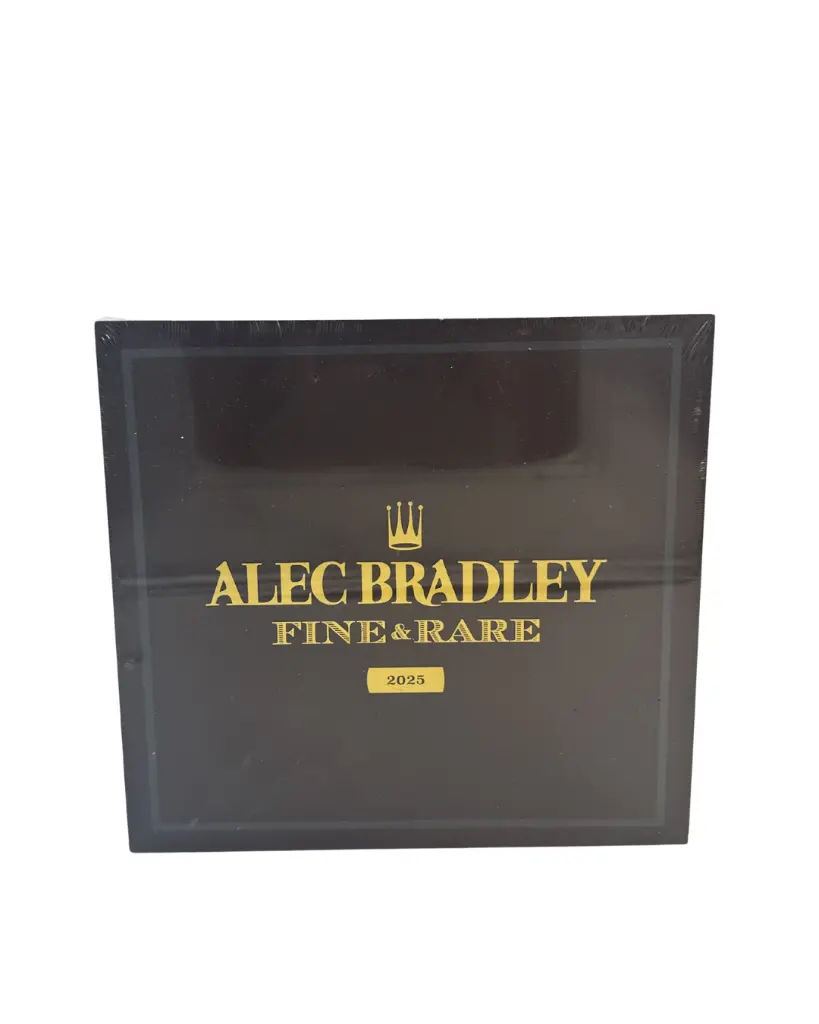 alec-bradley-fine-and-rare-2025-churchill-box-angle.webp