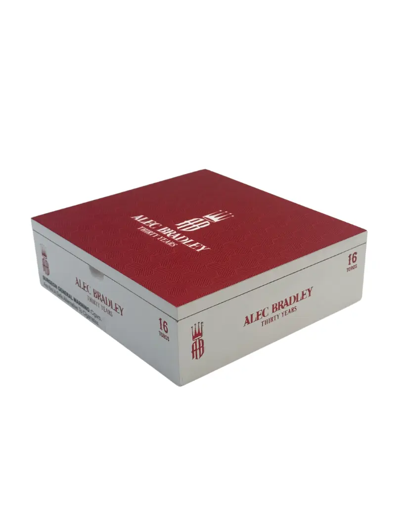 alec-bradley-thirty-years-toro-box-closed-side.webp