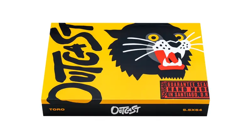 outcast-toro-cigar-box-closed (2).webp