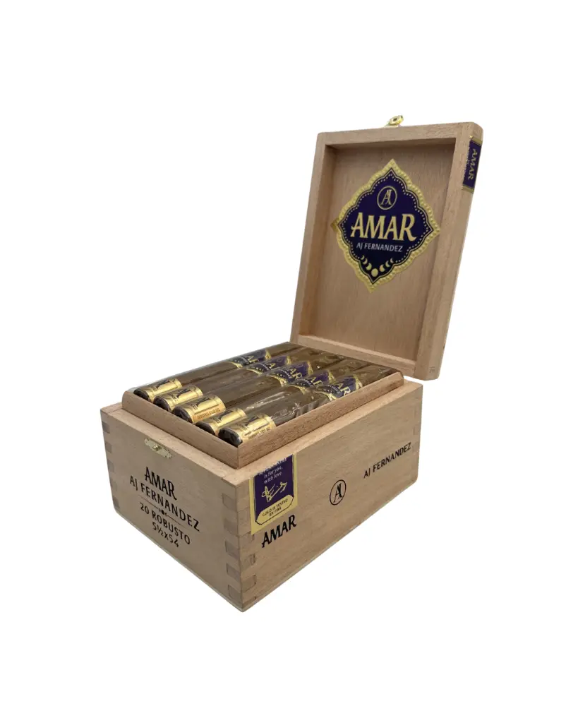 aj-fernandez-amar-robusto-box-open (1).webp
