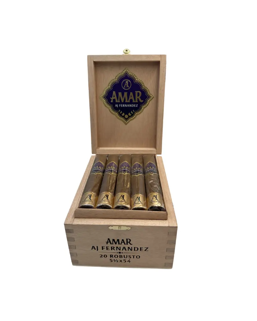 aj-fernandez-amar-robusto-box-open.webp