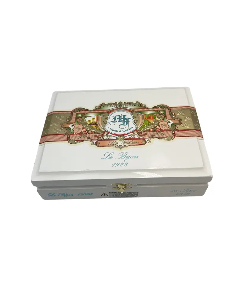 my-father-le-bijou-1922-toro-closed-box (2).webp