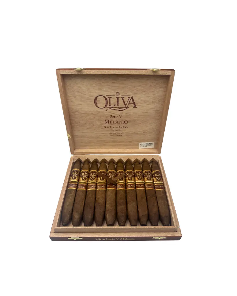 oliva-serie-v-melanio-churchill-box-front (1).webp