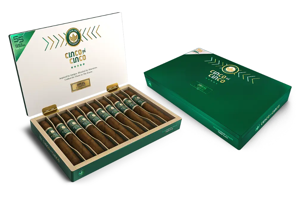 joya-de-nicaragua-cinco-de-cinco-robusto-gordo-box-closed.webp