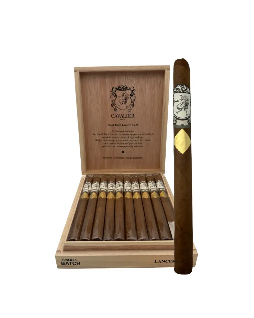 cavalier-small-batch-lancero-cigar-box-display.png.webp