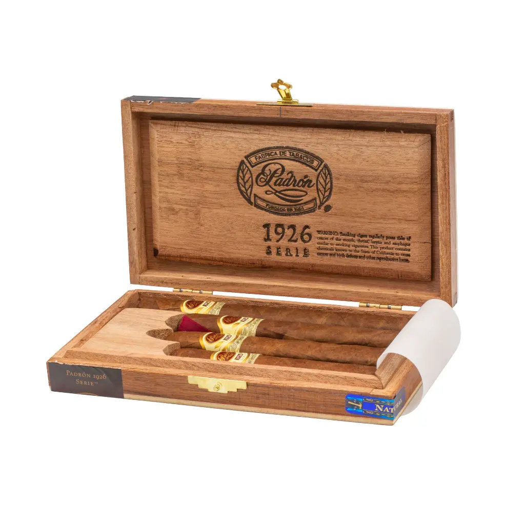 padron-1926-natural-gift-pack-box-open.webp