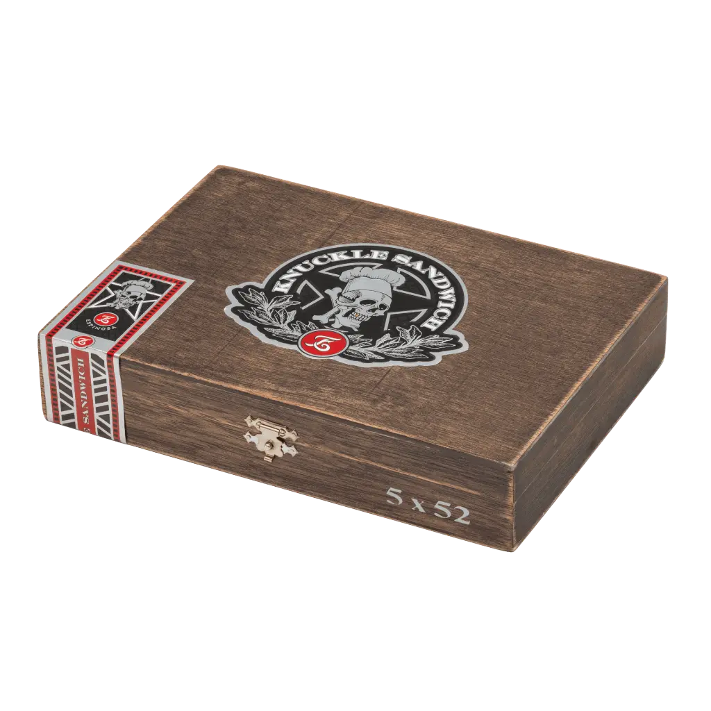 espinosa-knuckle-sandwich-puro-nicaragua-robusto-5x52-cigar-box-closed-angle-free-shipping.webp