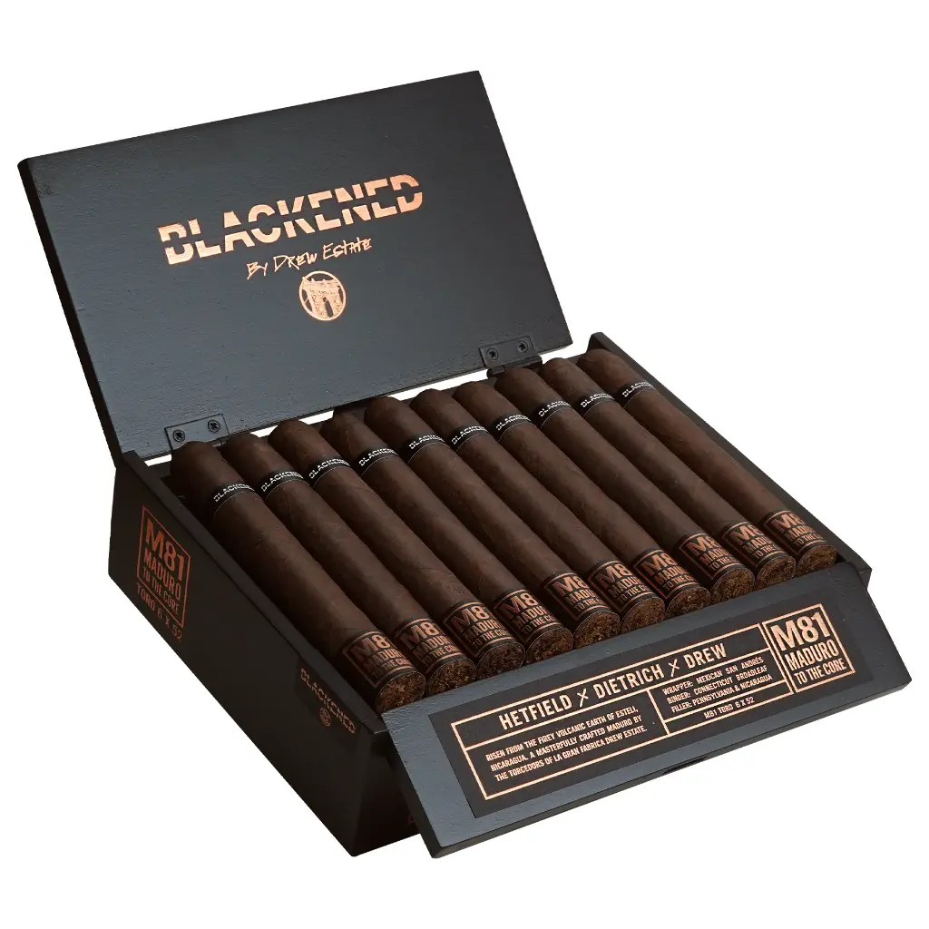 blackened-m81-maduro-toro-box-open-cigars.webp