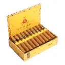 montecristo-classic-collection-robusto-open-box.webp