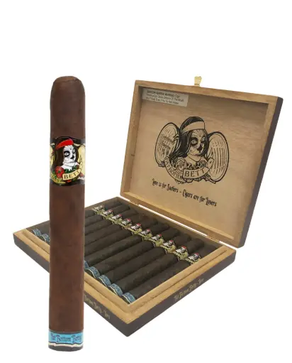 Deadwood Tobacco Co. - Fat Bottom Betty Toro